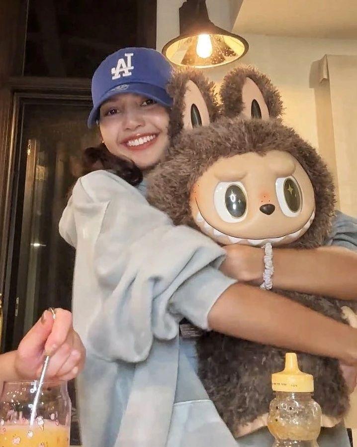 Lisa出晒名是Labubu忠粉。