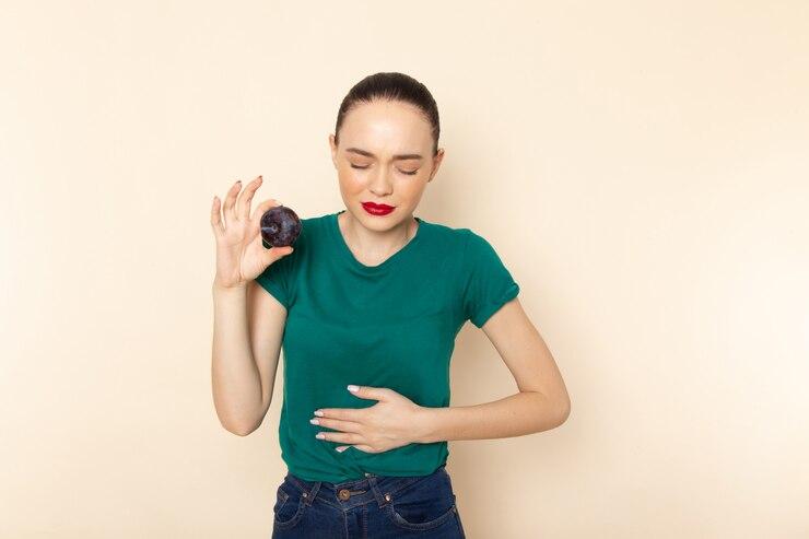 胃酸倒流患者避免空腹食用,以免刺激胃酸。