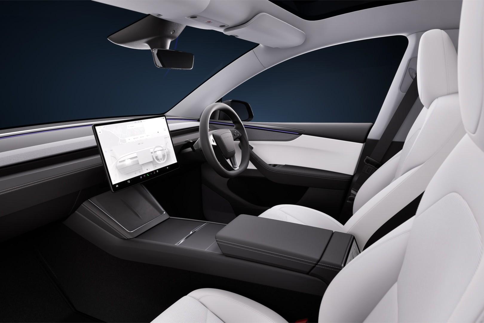 Model Y內裝延續簡約風格。