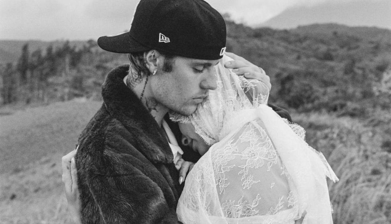 去年8月才迎來他們首位兒子的Bieber夫婦,感情要好。