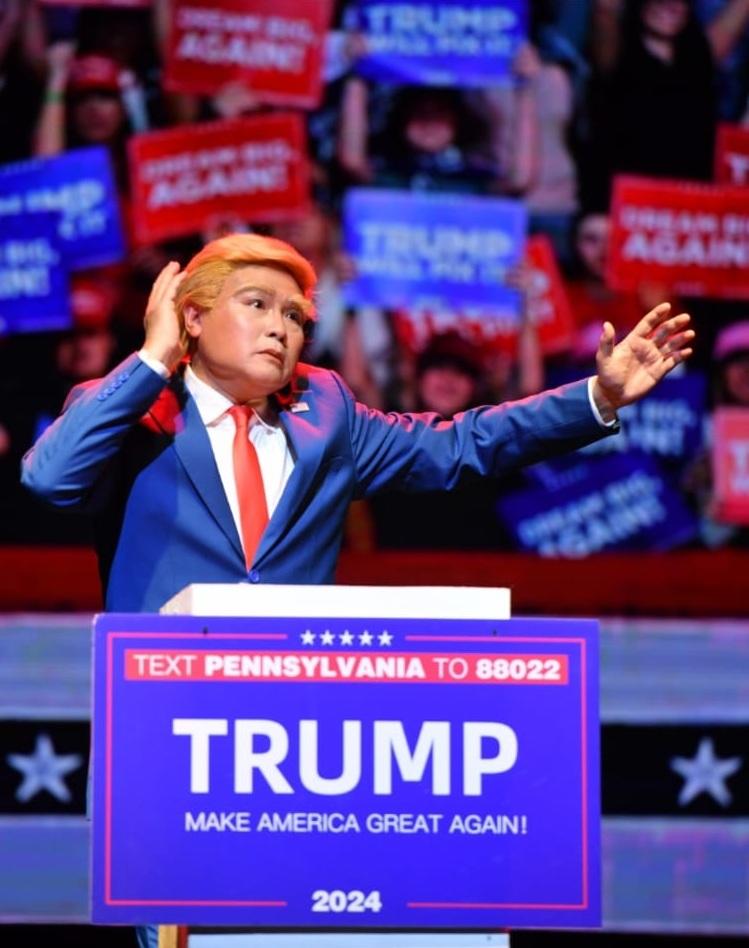 《粵劇特朗普》的新版本,還把特朗普於競選期間遇刺事件特意寫入劇本內。