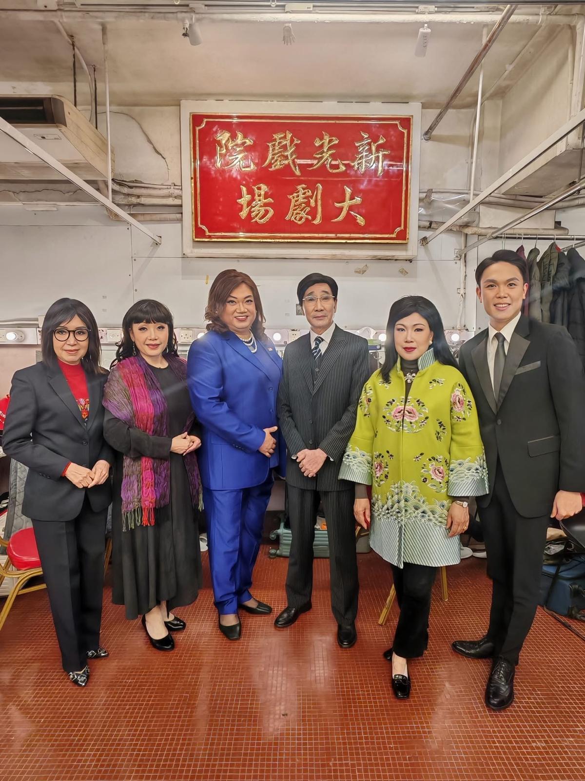 一連三日共演四場的《粵劇特朗普》,已在新光戲院圓滿結束。