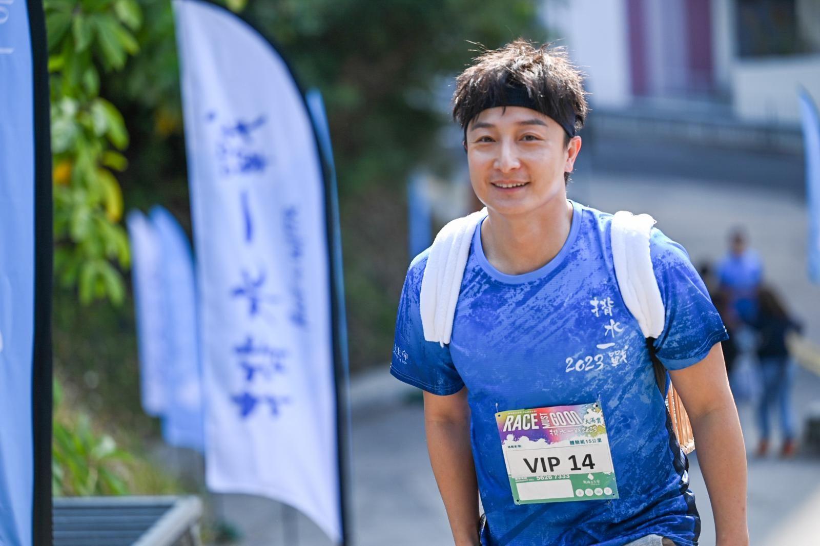 小方曾打算陪女友Maple出庭,好男人。