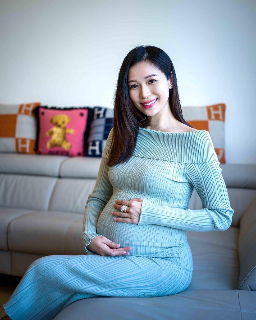 楊秀惠在懷孕期間,臉容手腳沒有絲毫肥胖。