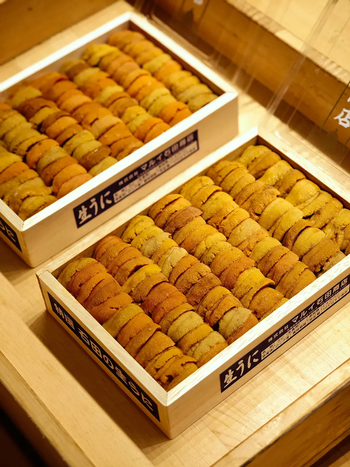 於3月1日至31日期間,Raku Club會員消費滿380積分即送原板海膽250g(價值$1,440)。