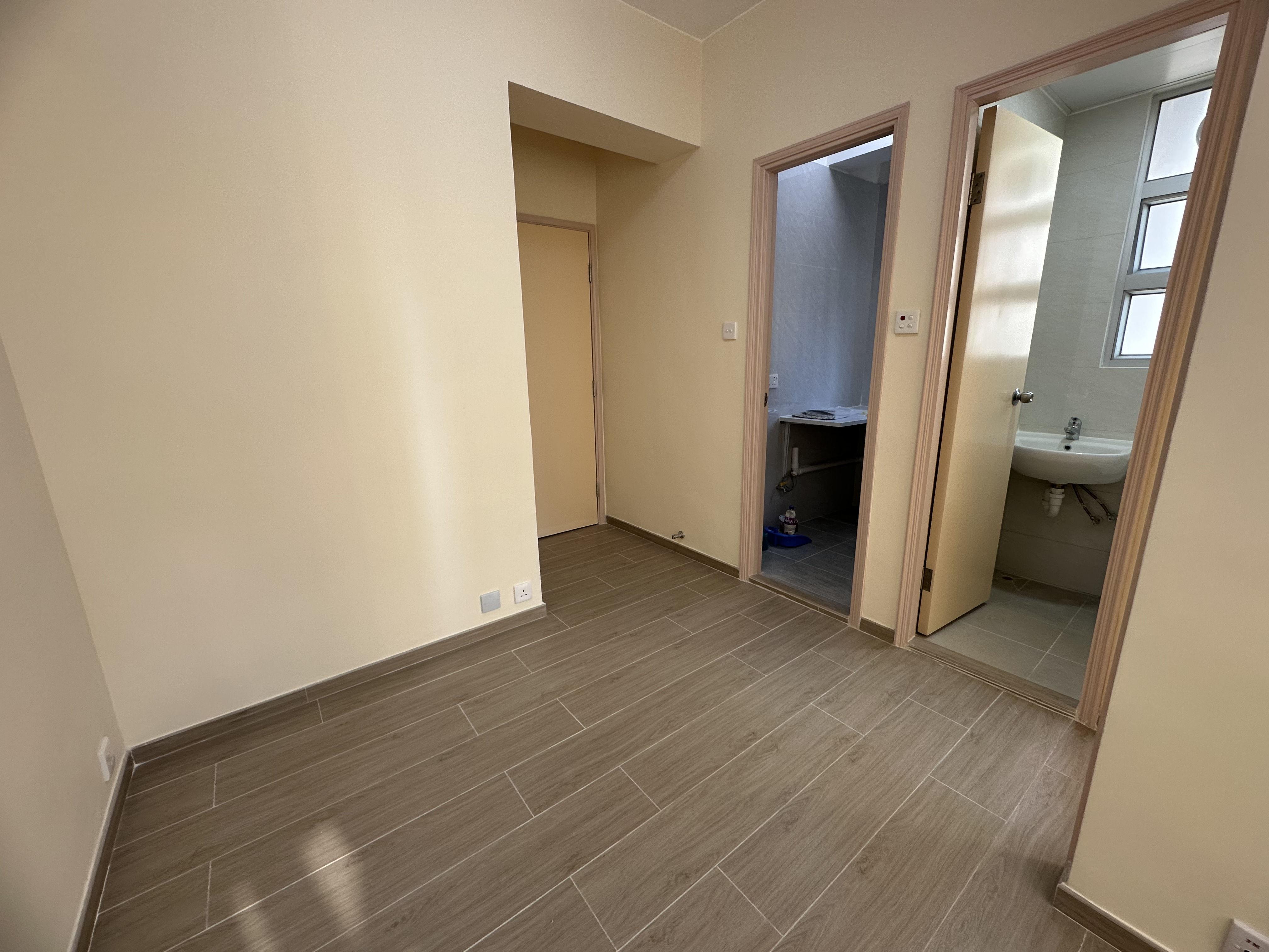 單位擁全新裝修,可即買即入住。