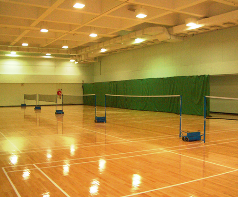 博藝會佔地超過25萬平方呎,設施包括室內恆溫泳池、羽毛球場、網球場、單車室、健身室、水療美容中心,以及可容納33席的三個宴會廳。(官網圖片)