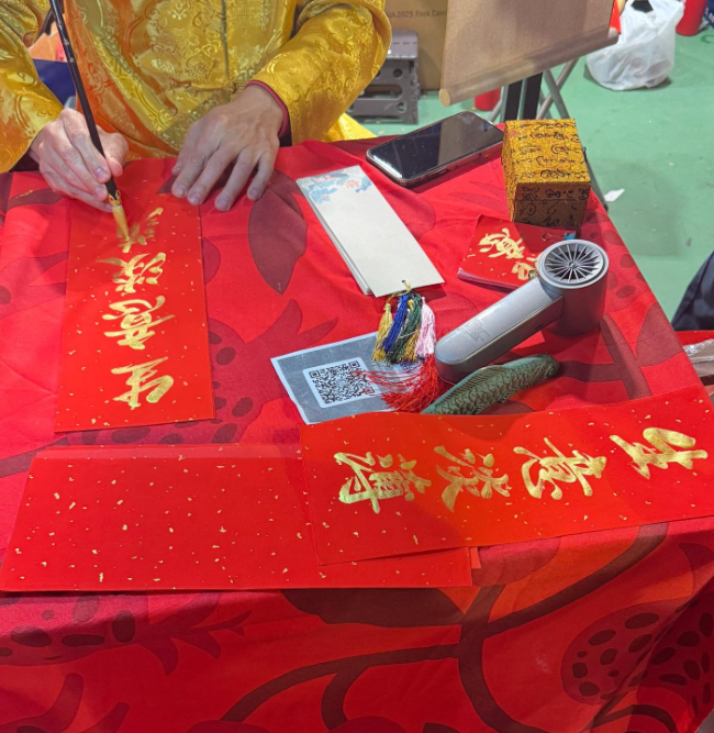 亦有網民稱「今年去年宵師傅問我寫咩,我話要三張生意淡薄佢都odd左下」(Threads)