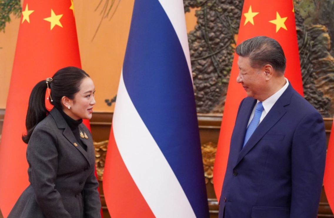 國家主席習近平在北京會見訪華的泰國總理佩通坦。