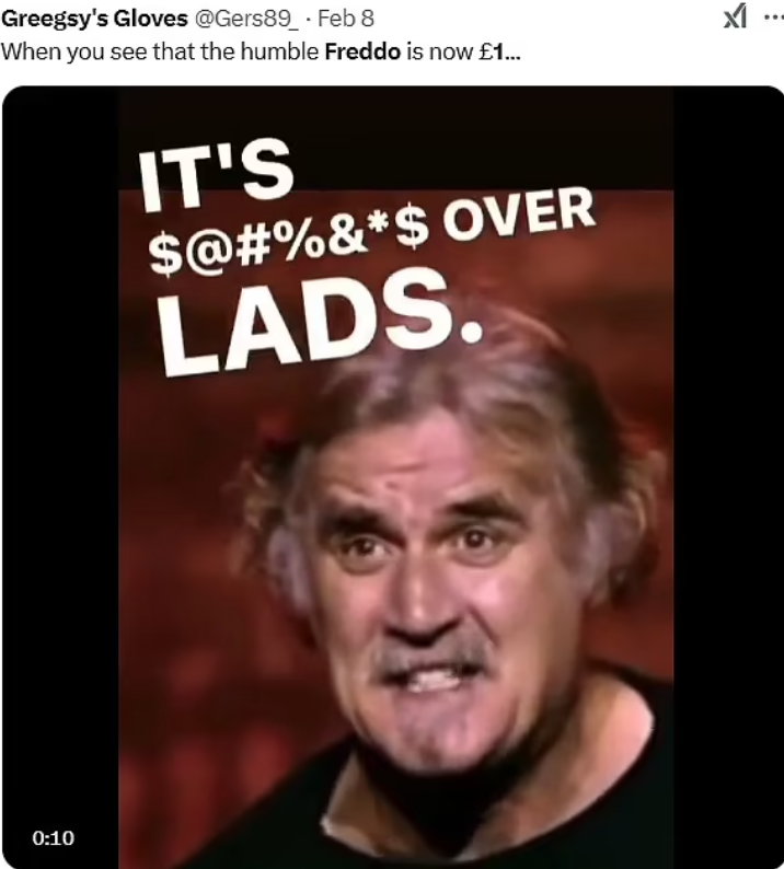 有商店把Freddo加價至1英鎊,成為網民抨擊財相的「武器」。(互聯網)