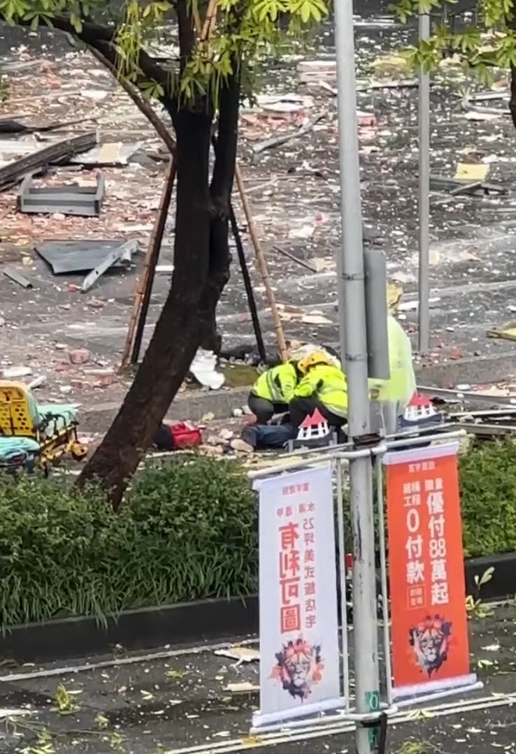 台灣台中市新光三越百貨發生氣爆(影片截圖)