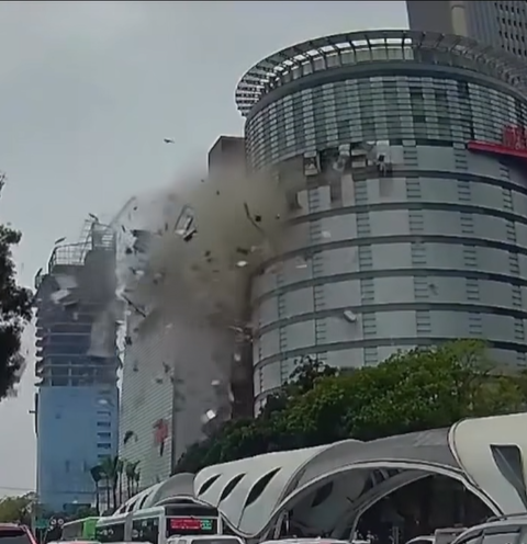 台中新光三越氣爆