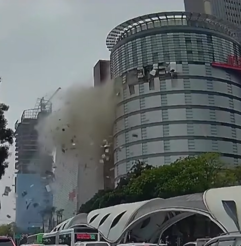 台中新光三越氣爆