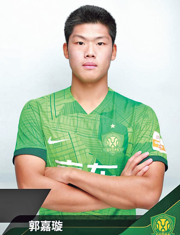 在西班牙代表北京全運U19足球隊集訓友賽受傷導致腦死亡的中超北京國安19歲以下梯隊18歲小將郭嘉璇已送回國治療。