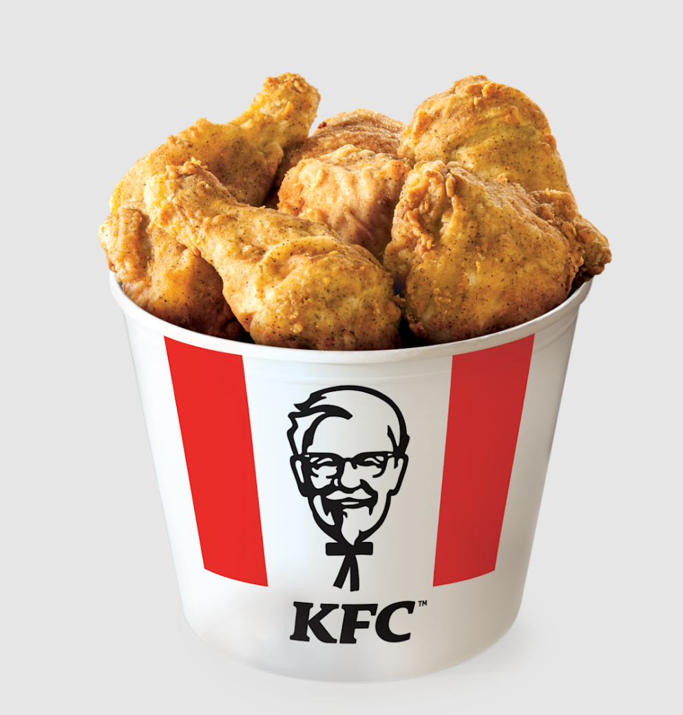 肯德基在肯塔基州的歷史可以追溯到20世紀30年代,當時創辦人山德士上校在一個油站的房間開設第一間餐廳,出售炸雞,至今在全球各地共有超過2.4萬間分店。(網上圖片)