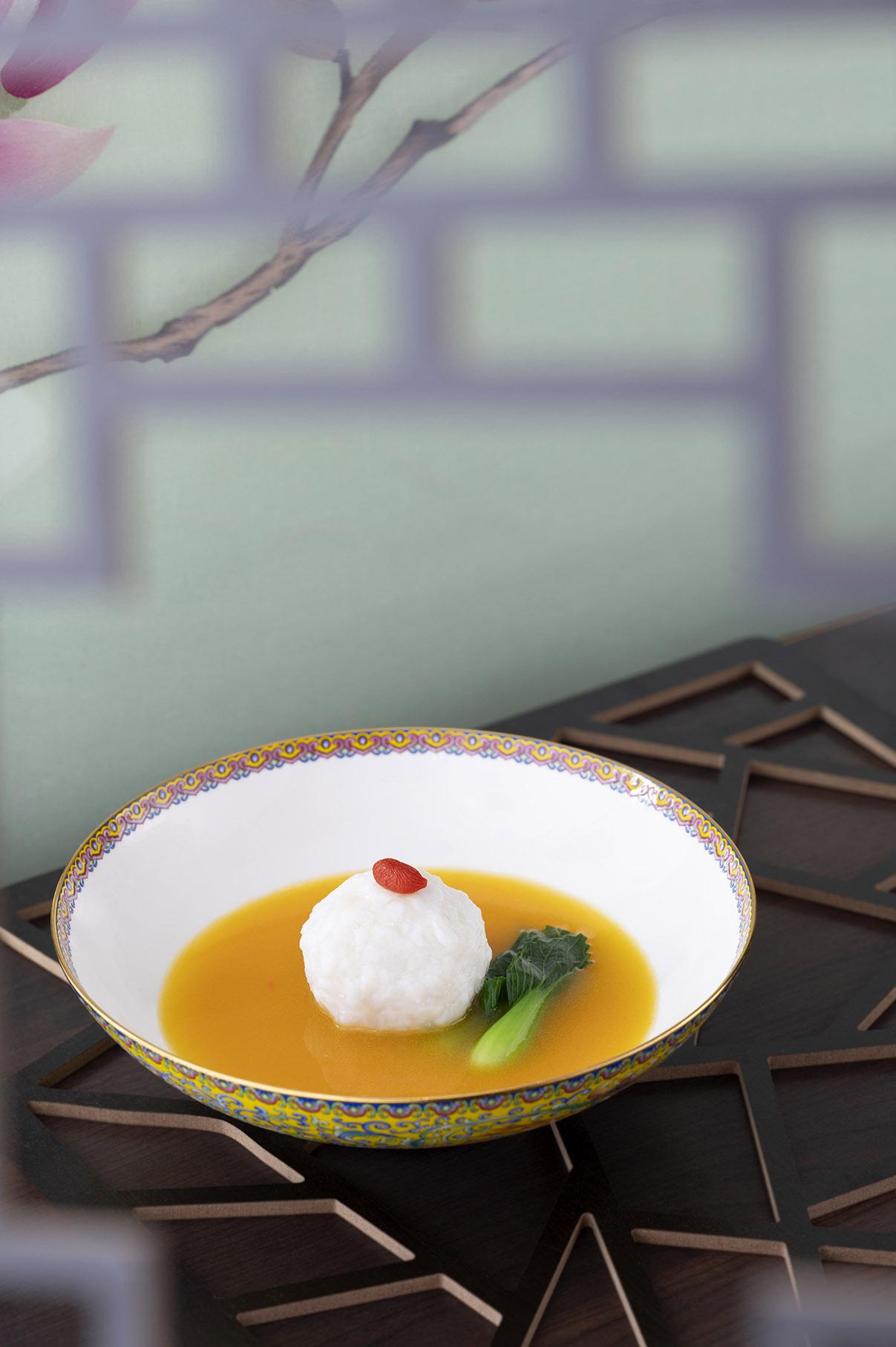 金湯魚肉獅子頭