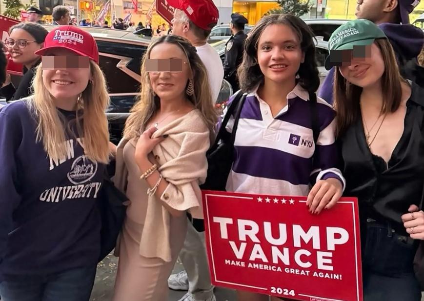 (右二)Kaya Walke。(網上圖片)