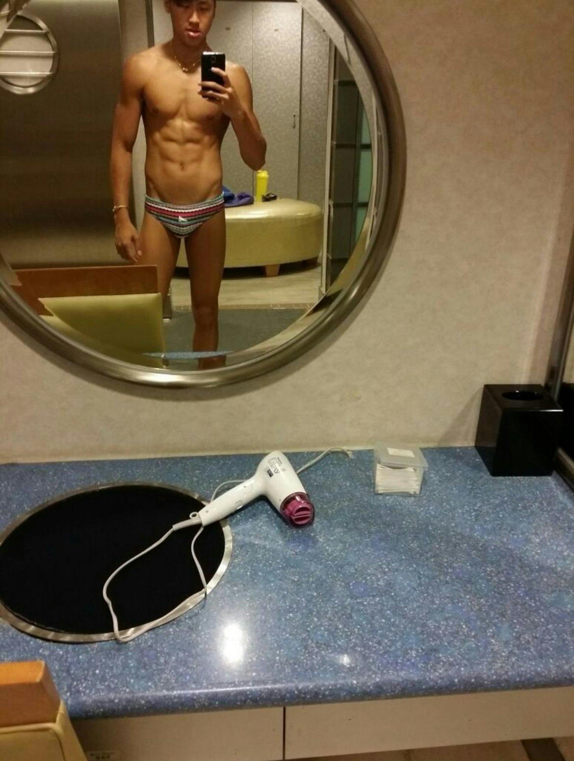 相中人被指是William,網民更爆他早有撩女上床前科。