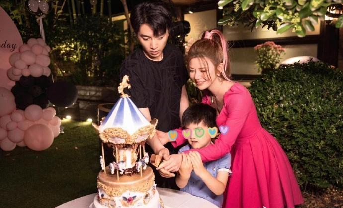 陳曉前年為陳妍希舉行生日派對,兒子亦有在場。