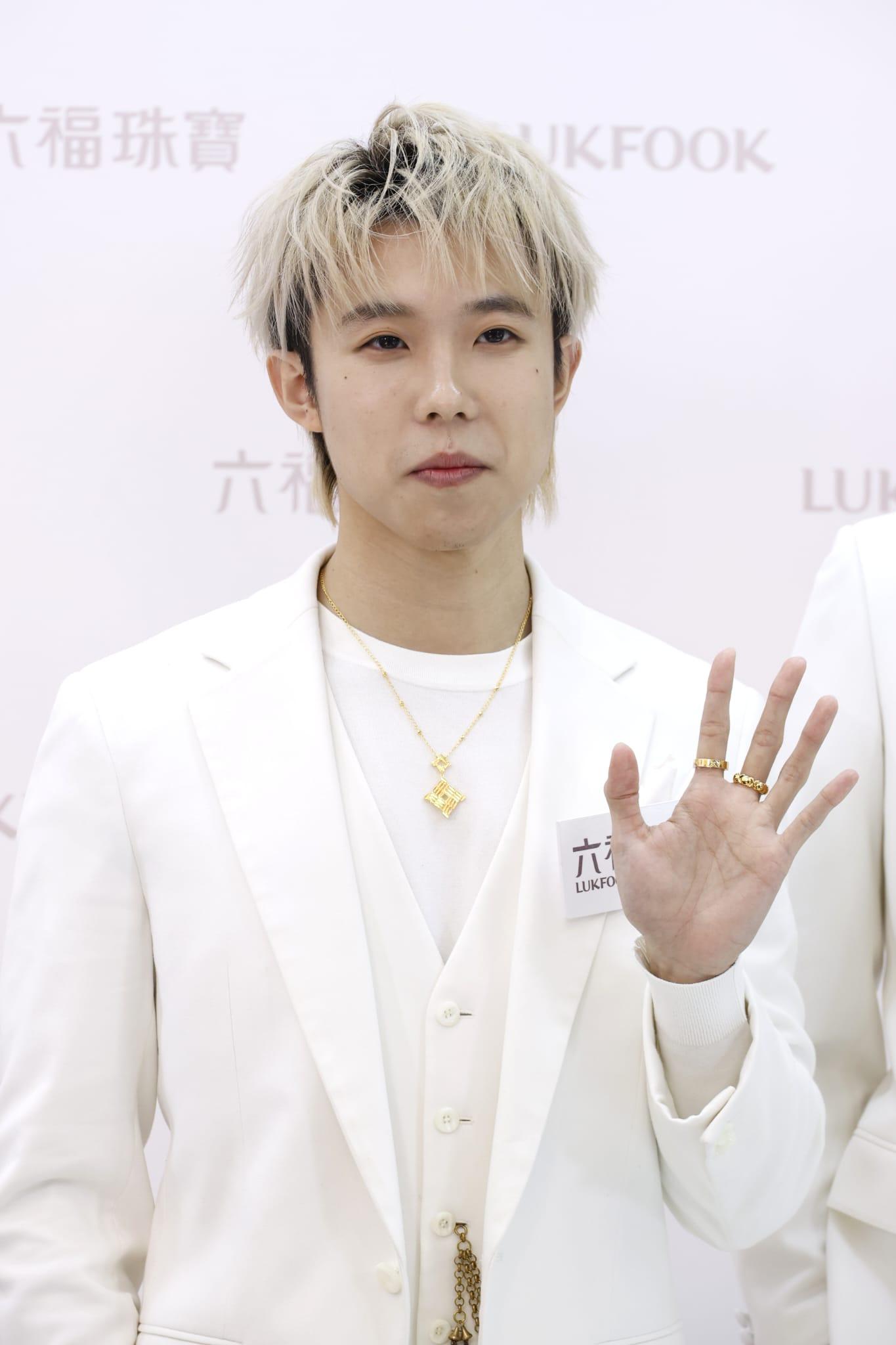 Marco希望自己挑選的禮物,帶帶給女士品味與自信。(林俊源攝)