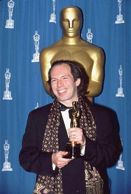 Hans Zimmer憑《獅子王》的配樂,首度獲得奧斯卡金像獎。