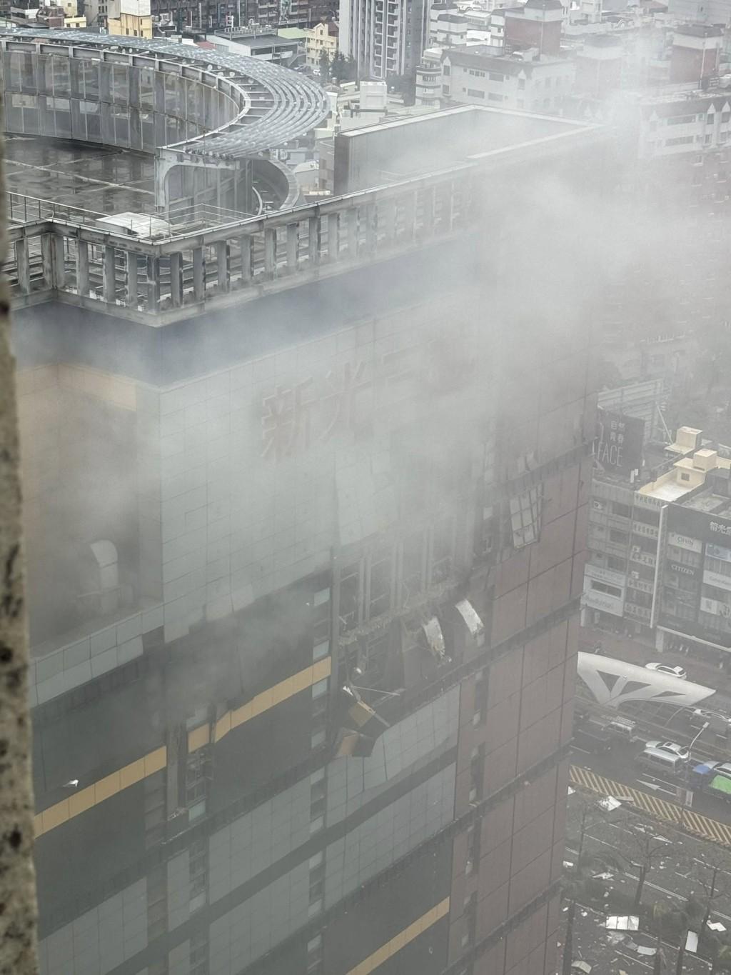 台中新光三越氣爆