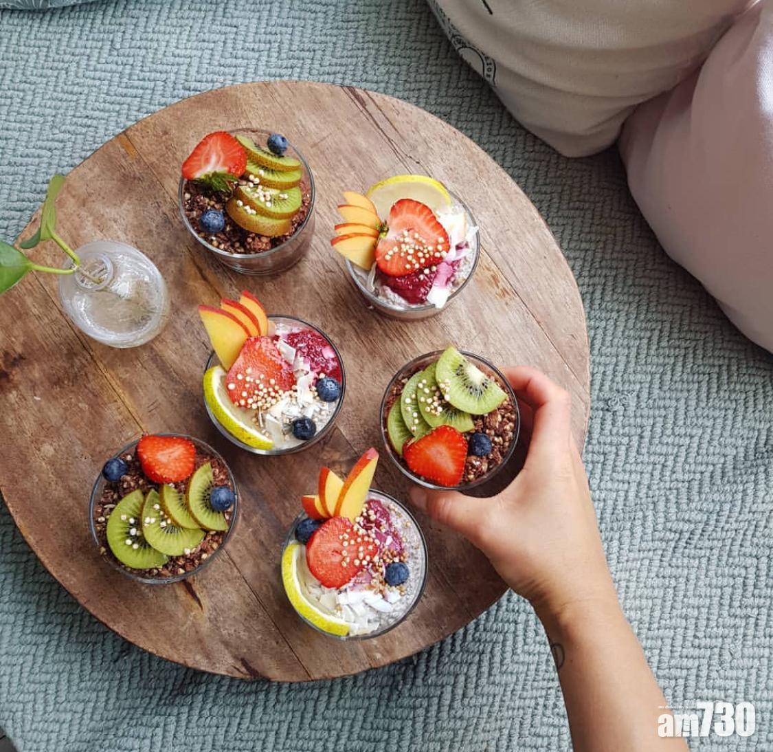 燕麥杯食譜|有心思的話還可以特別擺盤。(instagram@fernandfika)