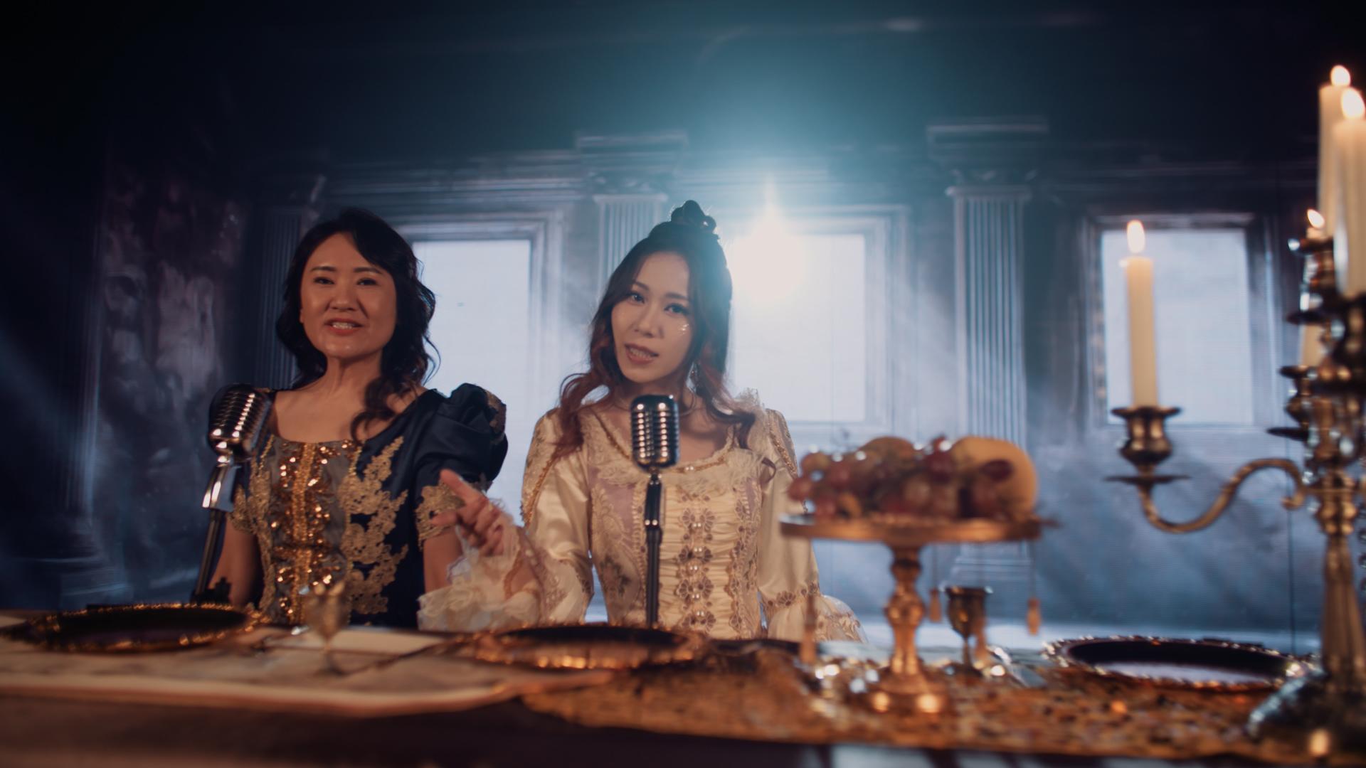 20強選手(左)何平秋、(右)侯靜伊。