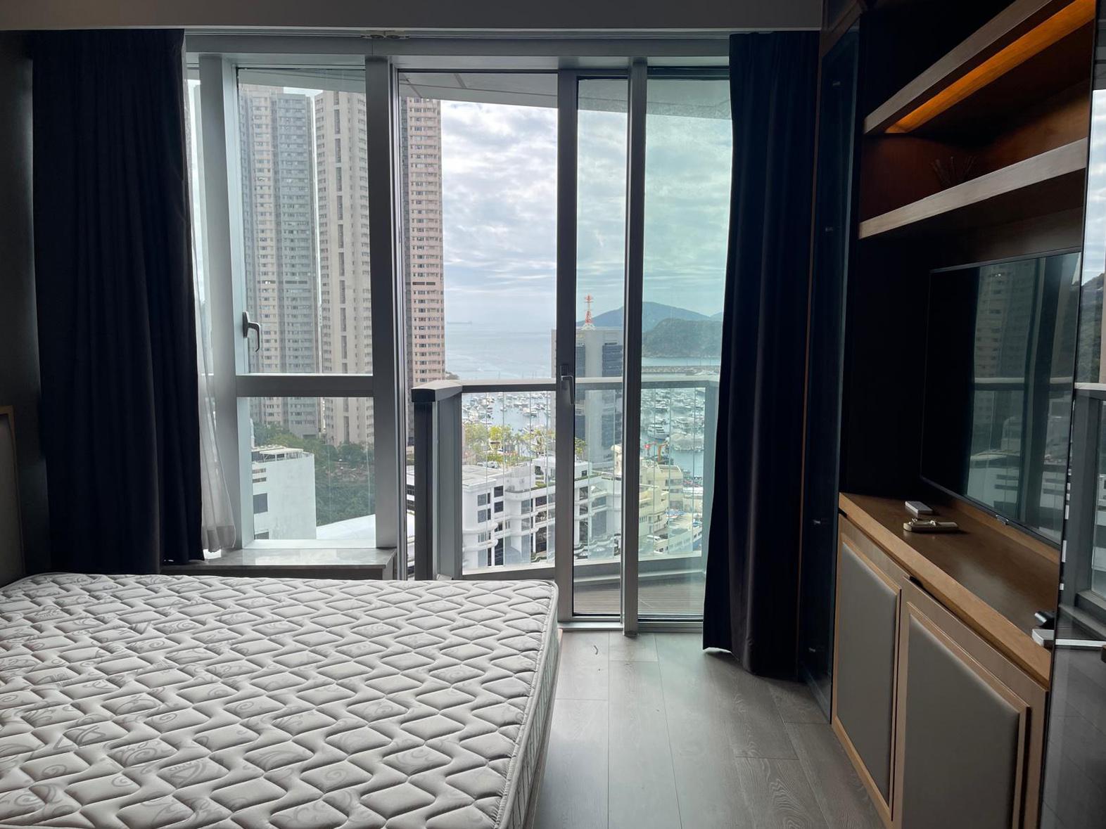 睡房也有露台,深灣遊艇會景觀盡覽無遺。