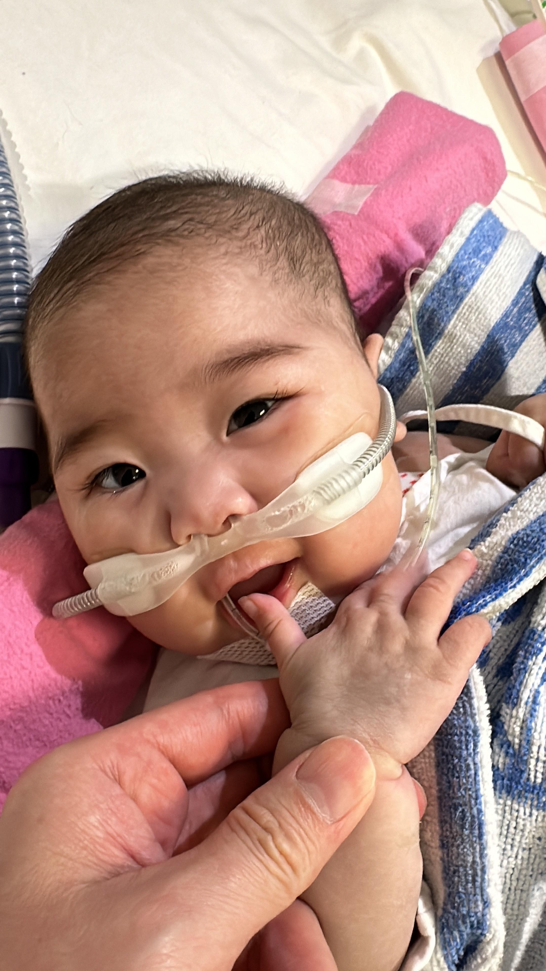 祈祈(Whitney)目前於香港兒童醫院兒童深切治療部留醫,情況一直危殆。