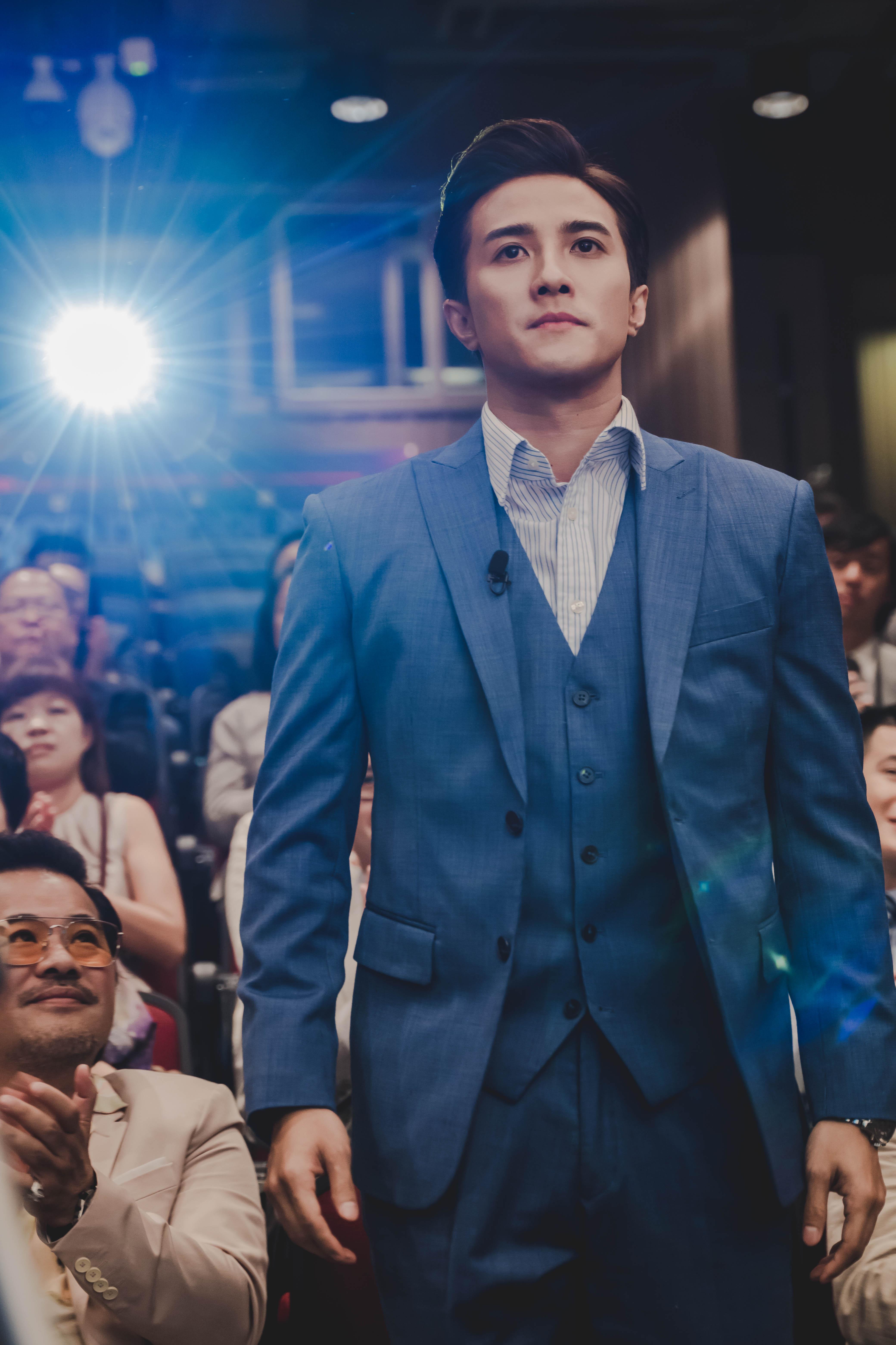 庭鋒首演男主角緊張到手震。