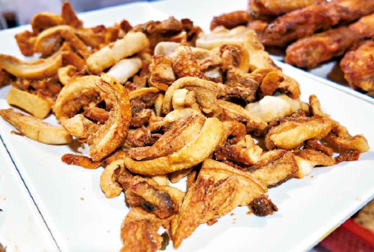 嘉樂車仔麵自炸豬油渣