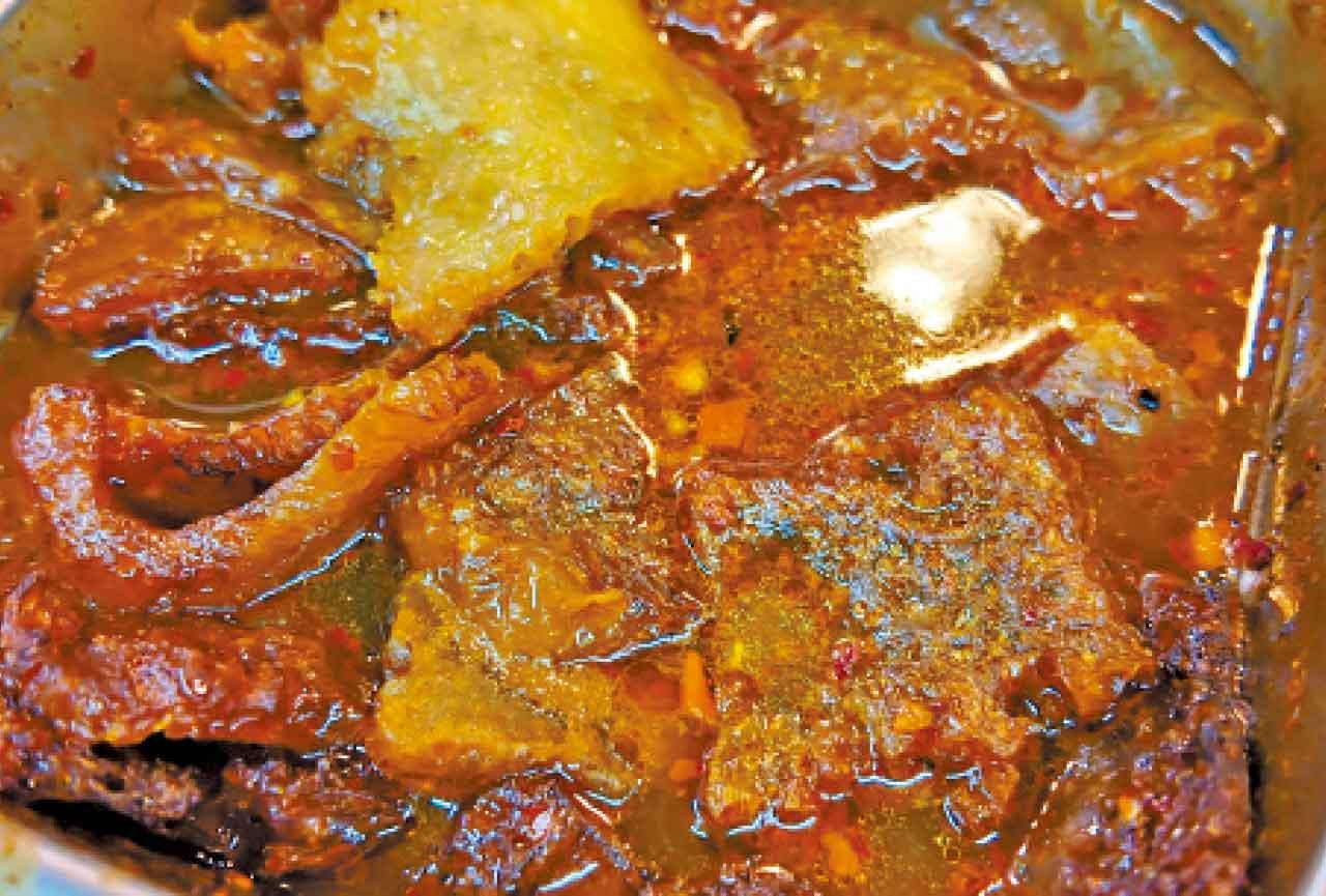 來多碗咖喱豬皮