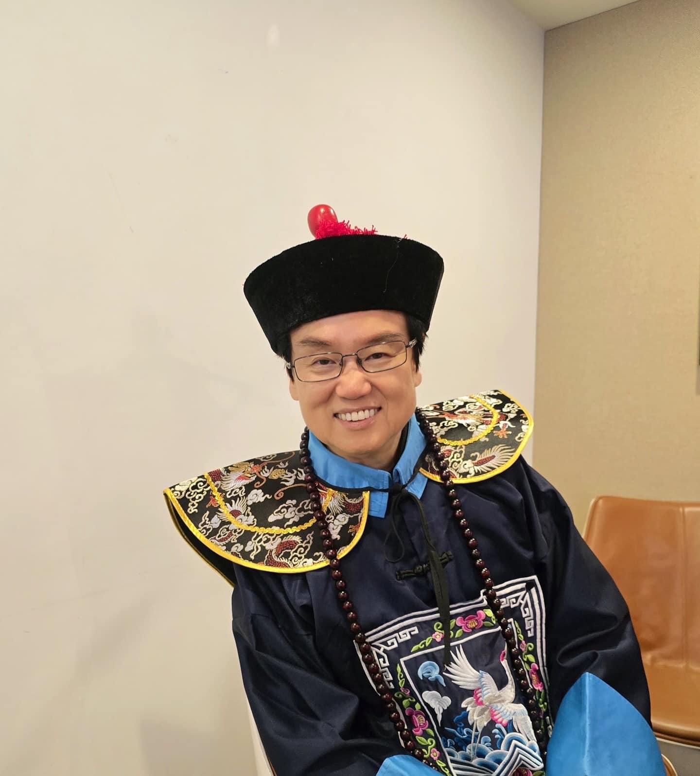 黃百鳴今年1月在YouTube訂閱者破萬。