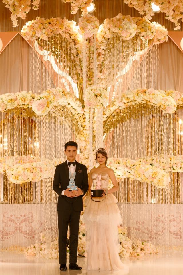 陳曉、陳妍希2016年7月結婚,同年底誕下兒子。