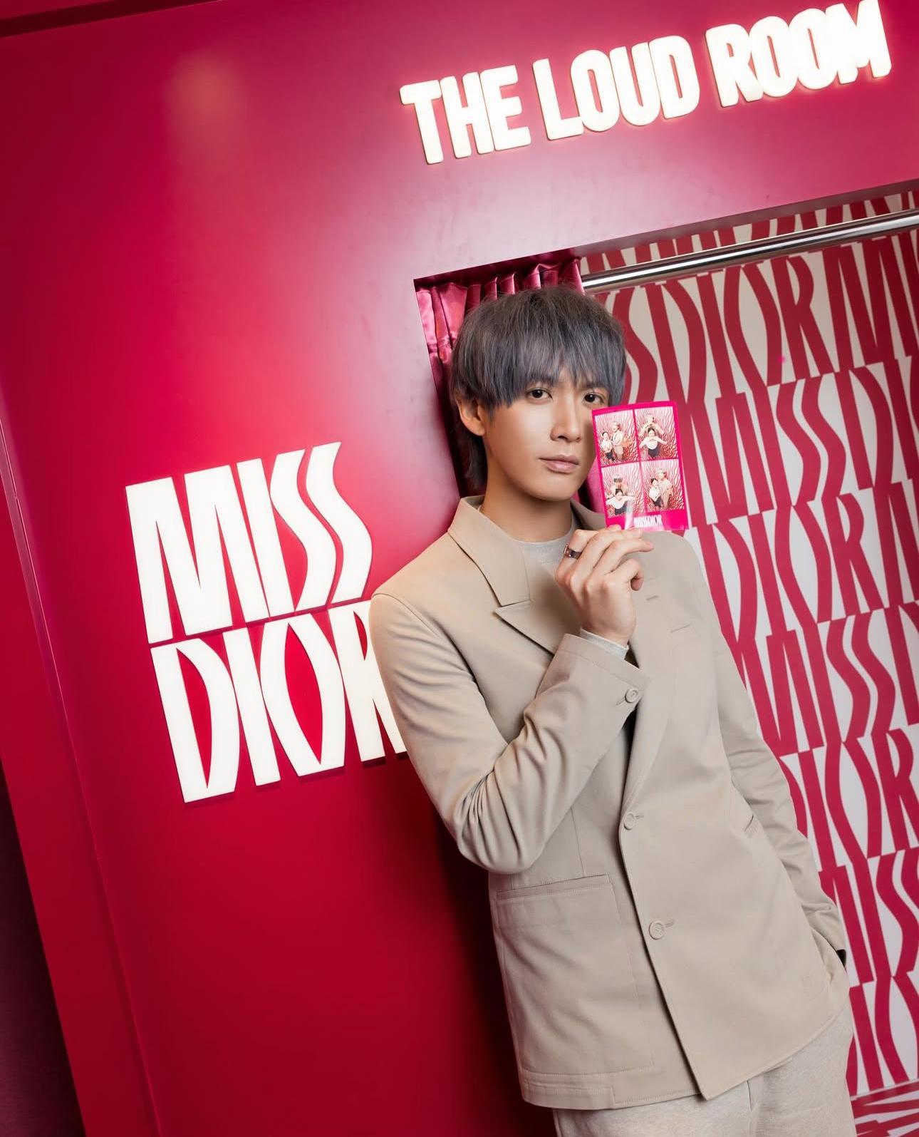 柯震東早前為新片在一個月內增肥22磅,今次現身似乎已瘦回以前模樣。