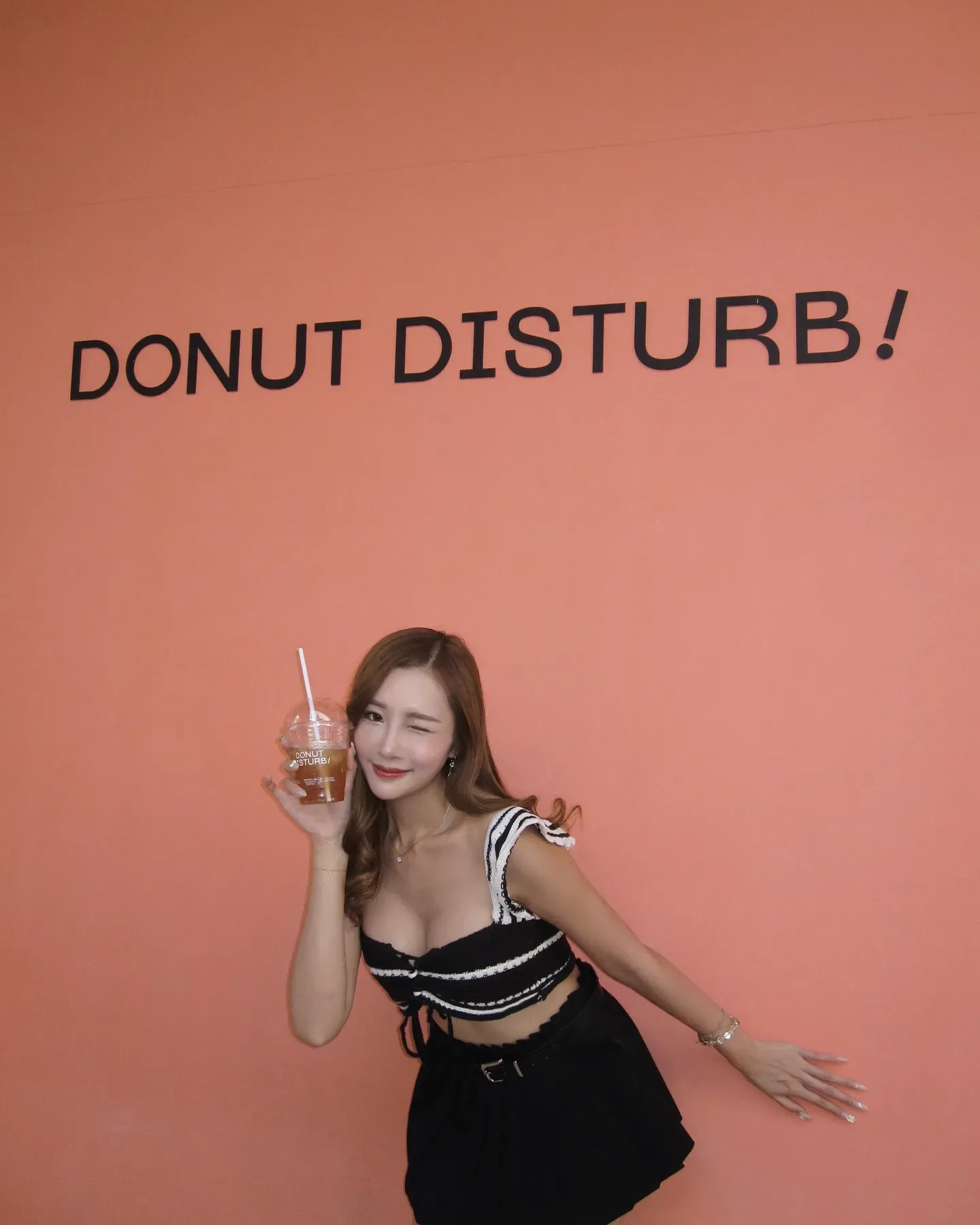 Chloe的打扮風格,慣性偏向性感。