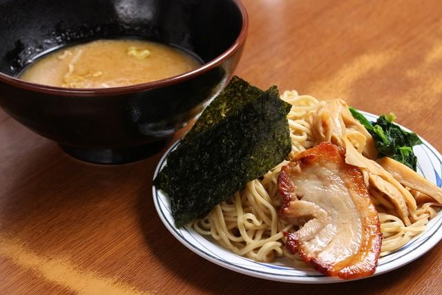 豬肉雞肉沾麵是江戸一名物。(tabelog圖片)