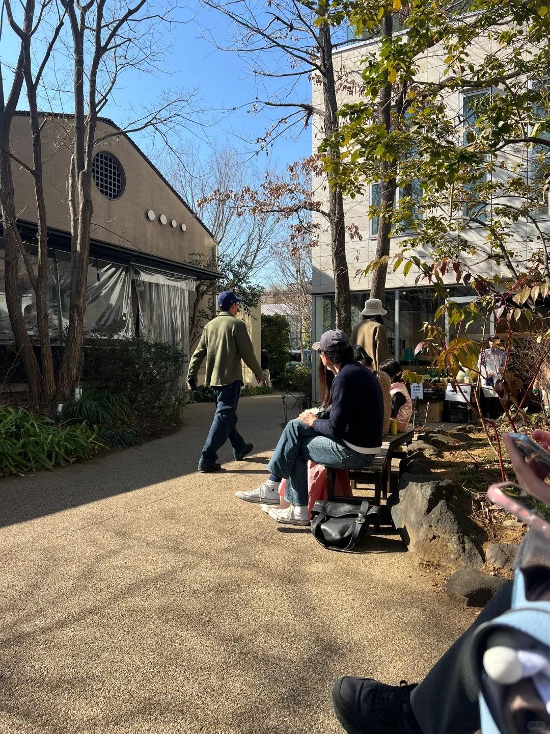 陳冠希在日本代官山被小紅書網民「野生捕獲」(小紅書)。