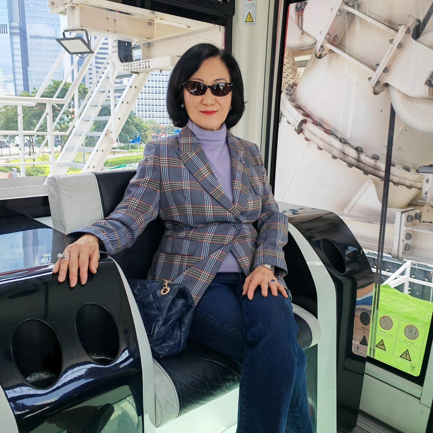 葉劉淑儀不時配戴墨鏡(葉劉淑儀fb)