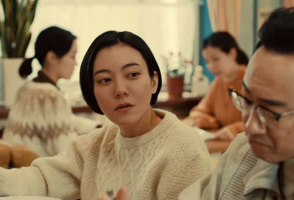 鈴木杏劇中飾演小學教師