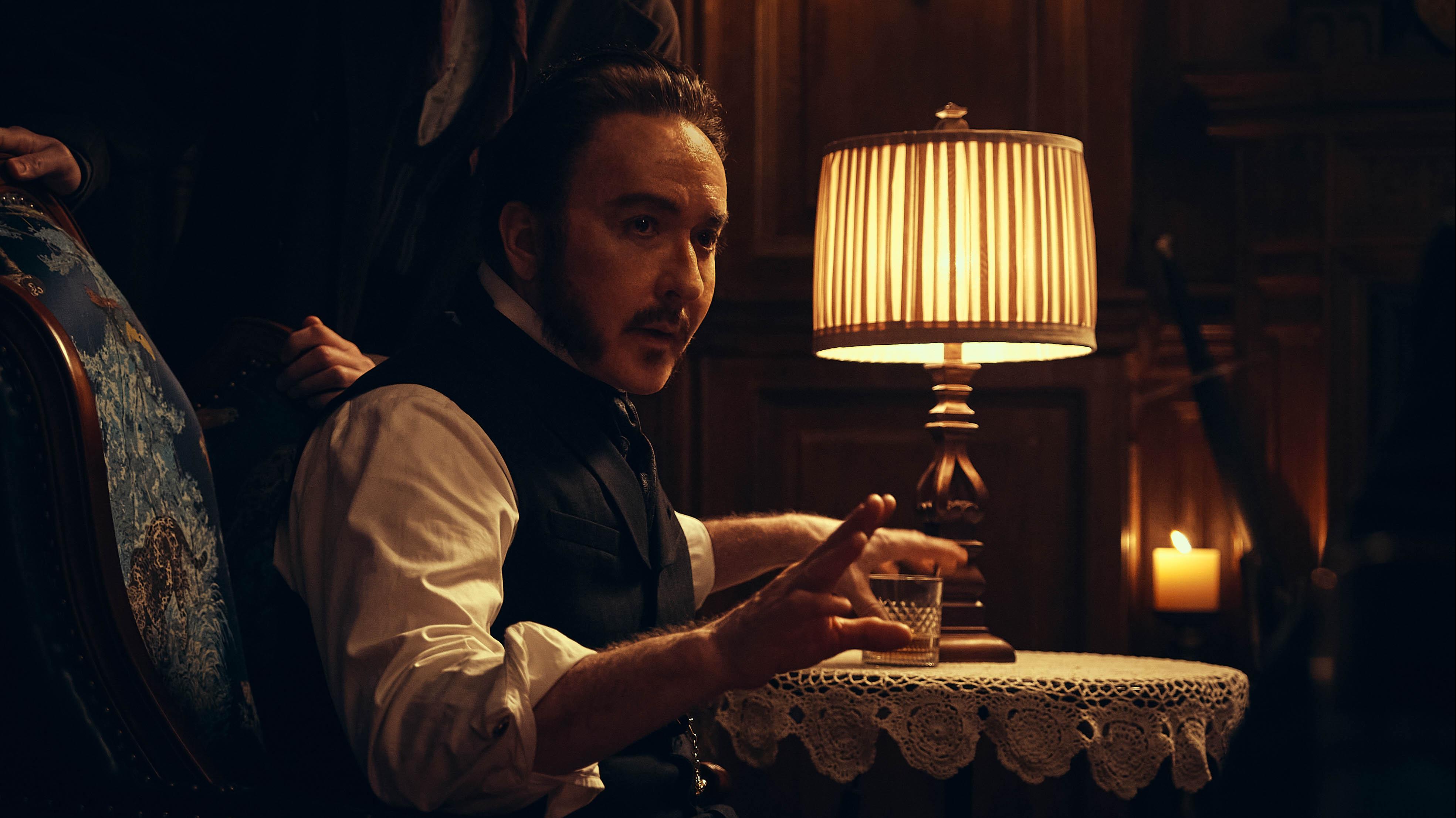 《唐探1900》有荷里活男星尊古錫助陣。