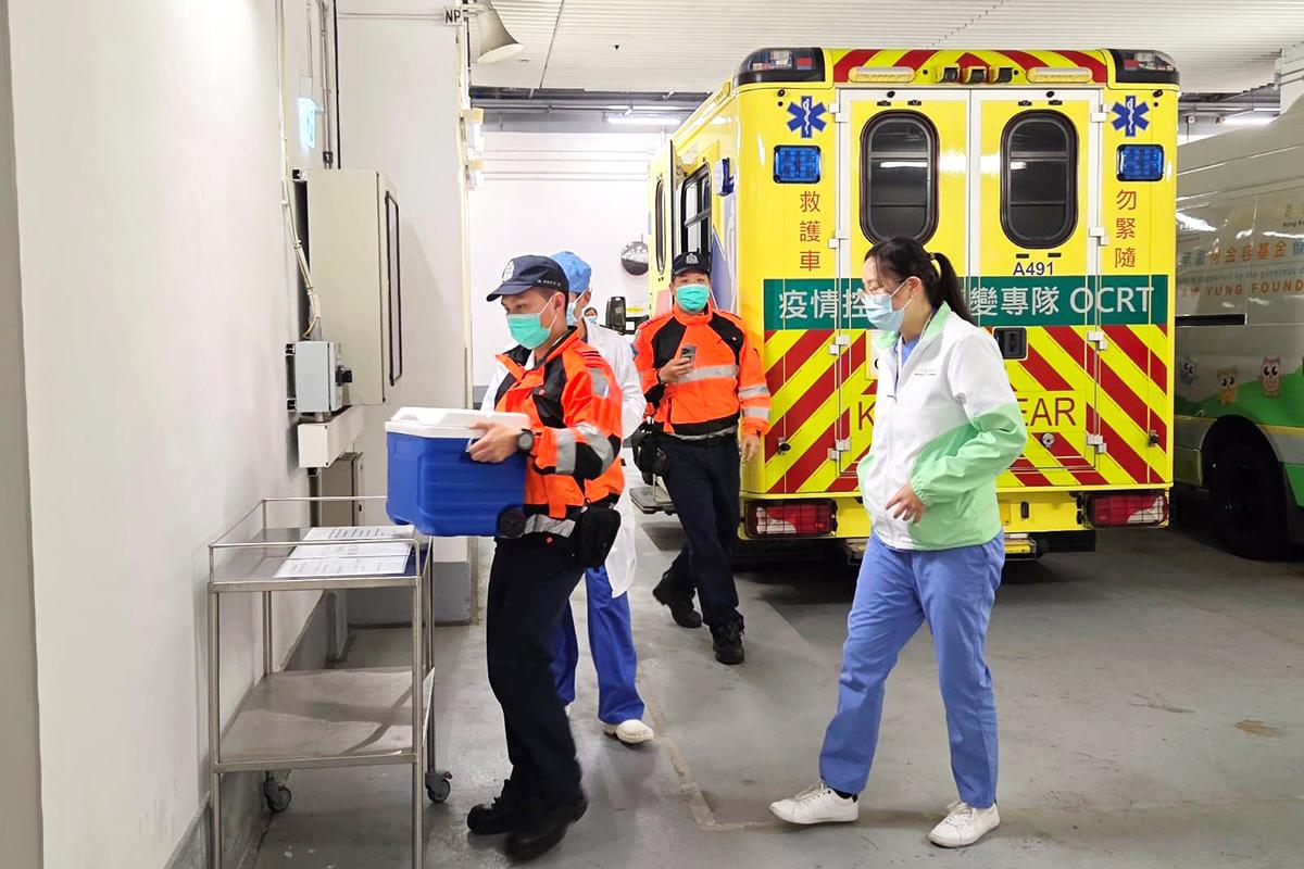 合適的心臟花了兩個多小時,成功從內地運抵香港兒童醫院。(香港兒童醫院提供)