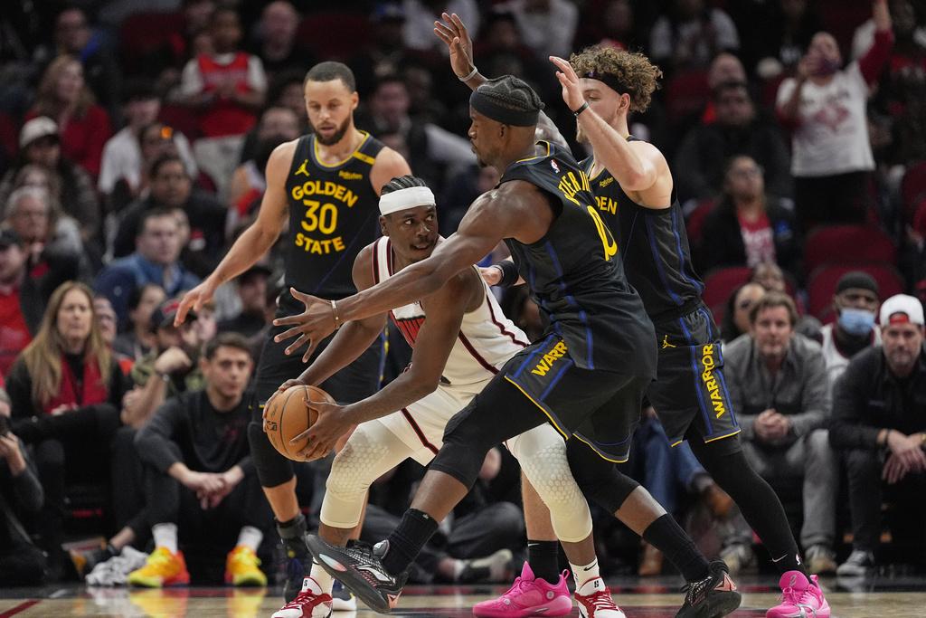 勇士105:98擊敗火箭。(美聯社)