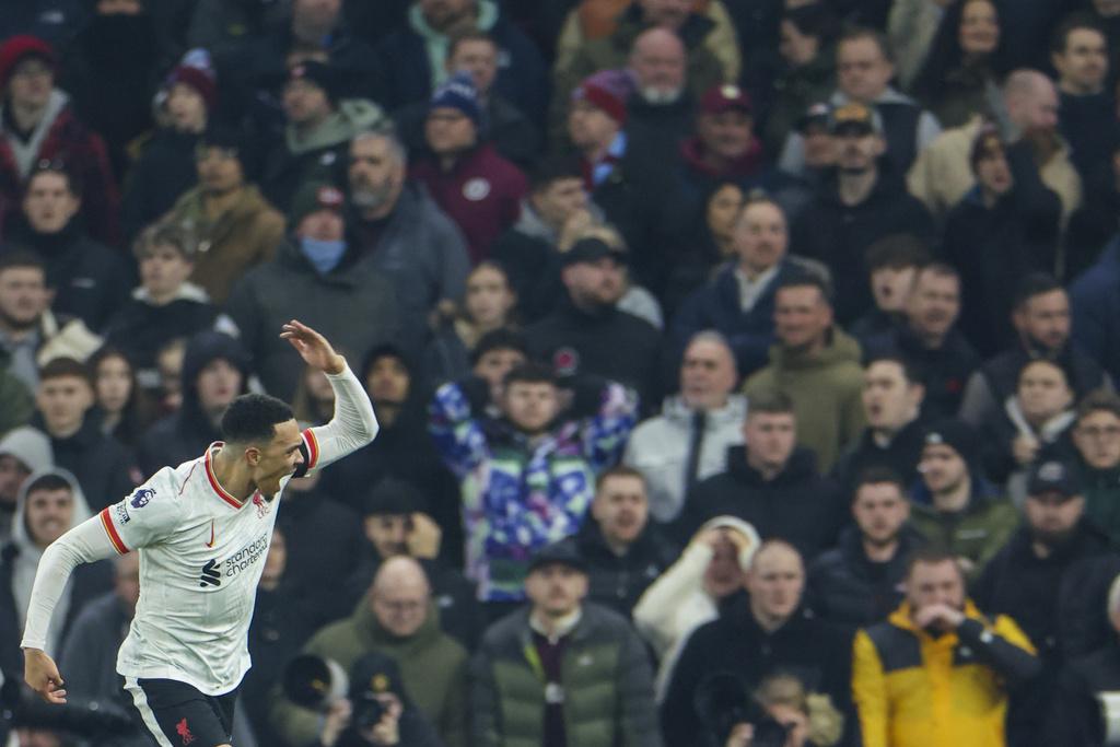 阿歷山大阿諾特(Alexander-Arnold)為利物浦射成2︰2。(美聯社)