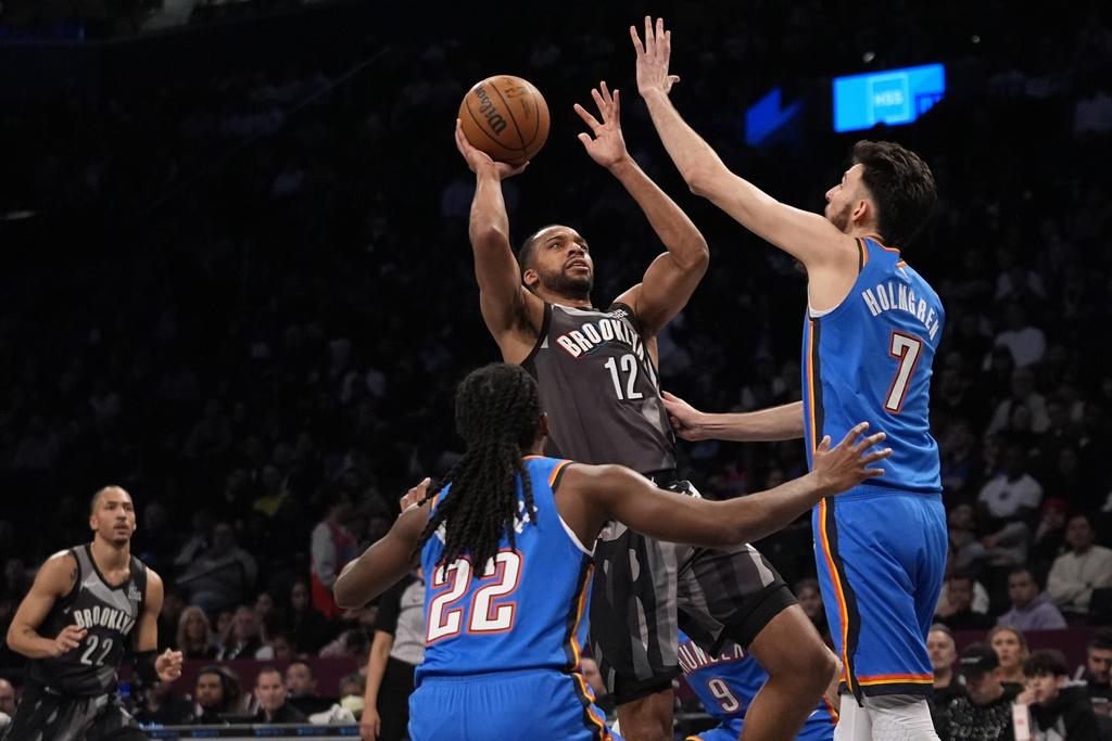 雷霆129:121擊敗籃網。(美聯社)