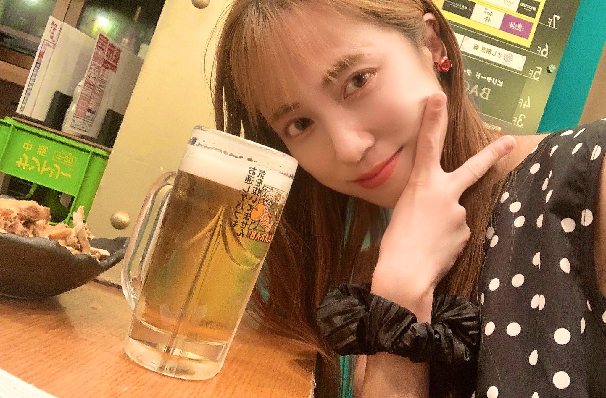 日本美女大胃王「金ちゃんTV」曾一次吃掉3.5公斤蕎麥麵。