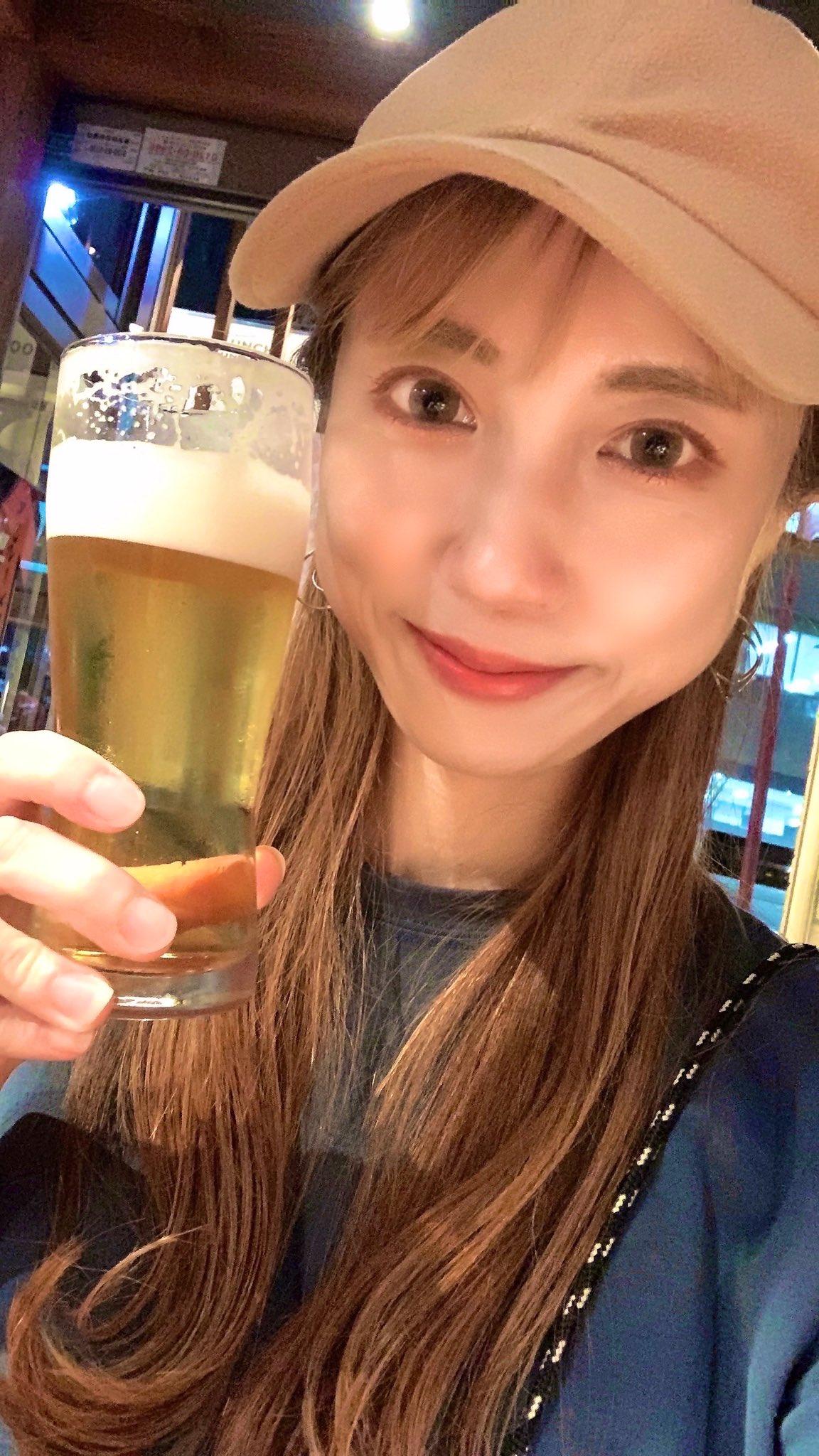 日本美女大胃王「金ちゃんTV」從小就很好胃口。