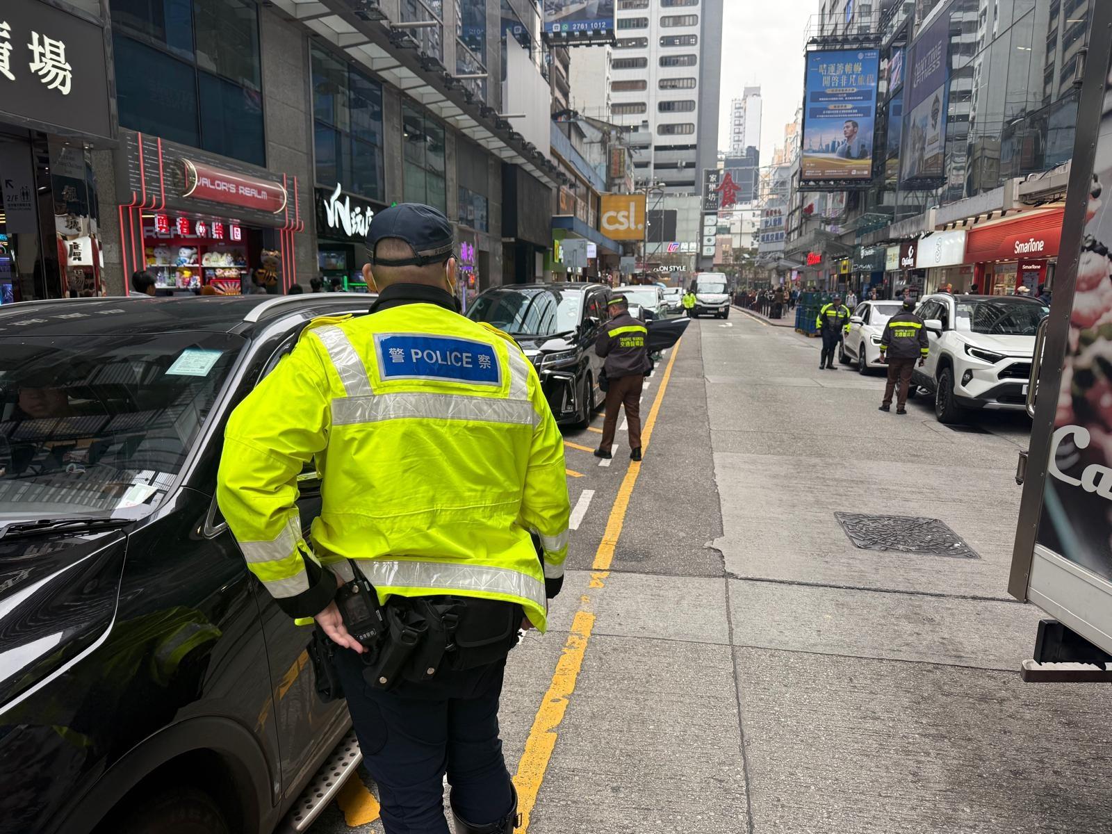 西九龍警區打擊違泊。(警方圖片)