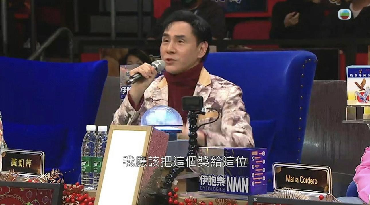 李金凱開心表示能夠得到偶像黃凱芹頒獎給自己。